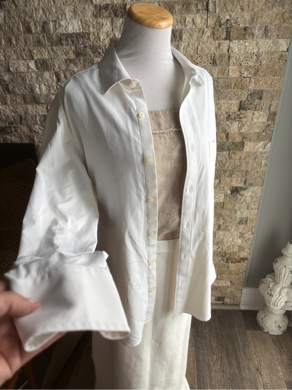 UNTUCKit White Shirt with Red Label